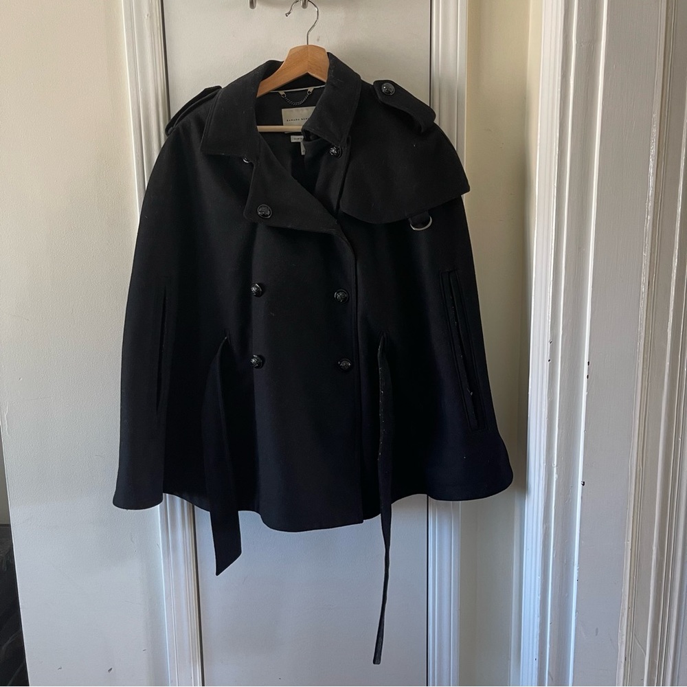 Banana Republic capelet
